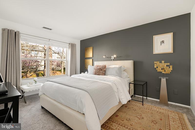 11704 Olde English Drive, Unit L Reston, VA 20190 - Photo 18 of 34