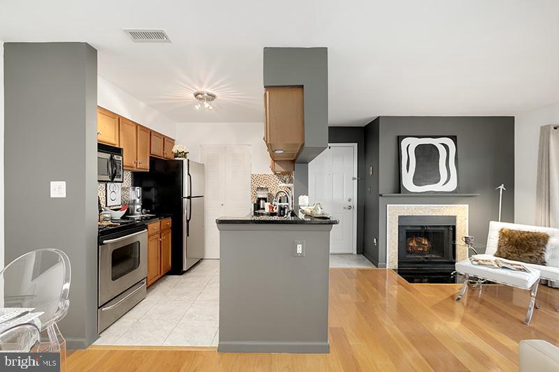 11704 Olde English Drive, Unit L Reston, VA 20190 - Photo 26 of 34