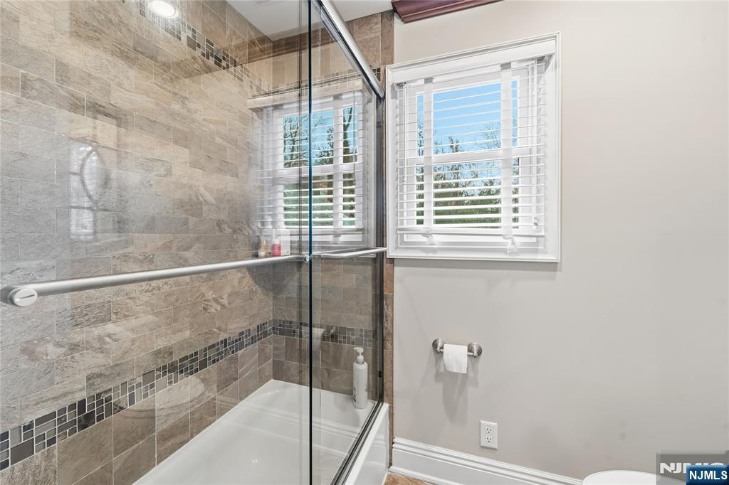 854 Cambridge Road River Vale, NJ 07675 - Photo 22 of 50