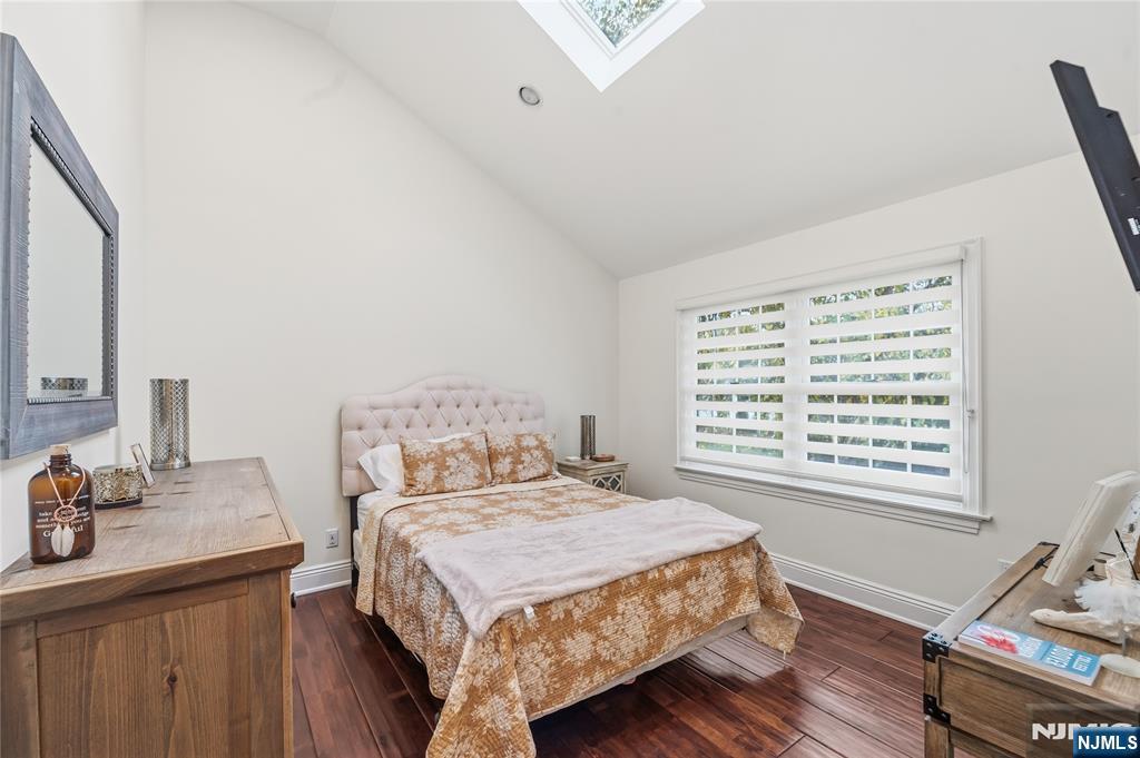 854 Cambridge Road River Vale, NJ 07675 - Photo 26 of 50