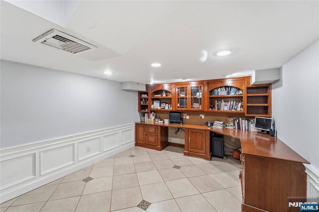 854 Cambridge Road River Vale, NJ 07675 - Photo 35 of 50