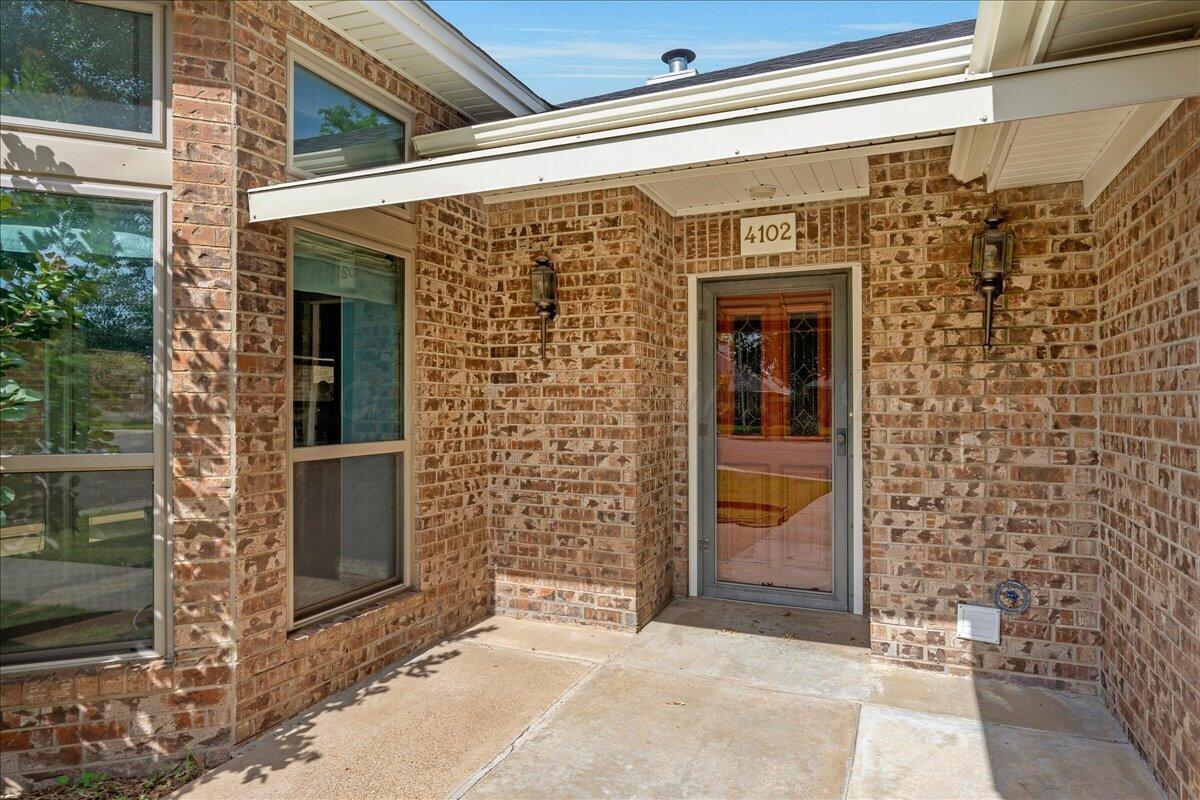4102 Stony Point Amarillo, TX 79121 - Photo 11 of 28 Front Porch