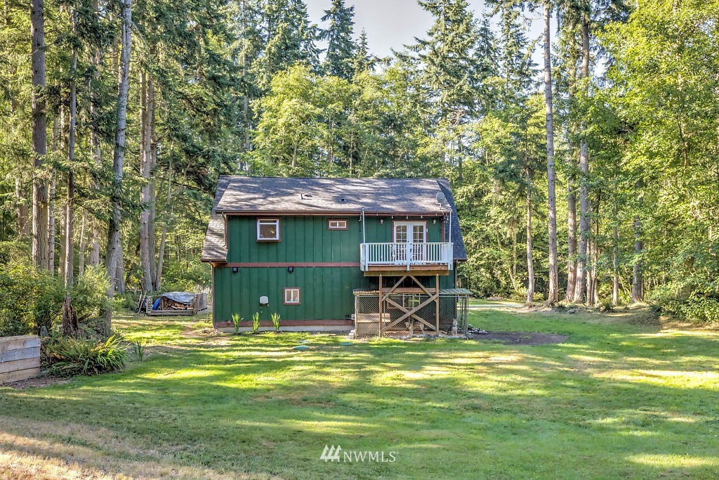 567 Lagoon Point Road Greenbank, WA 98253 - Photo 23 of 25 Gallery Image 23