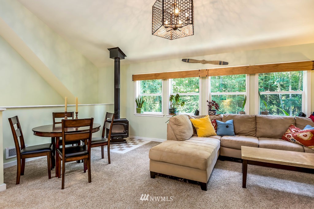 567 Lagoon Point Road Greenbank, WA 98253 - Photo 5 of 25 Gallery Image 5