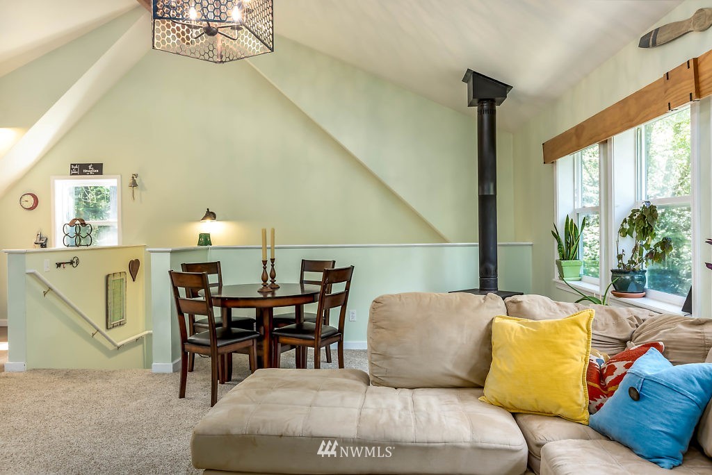 567 Lagoon Point Road Greenbank, WA 98253 - Photo 7 of 25 Gallery Image 7