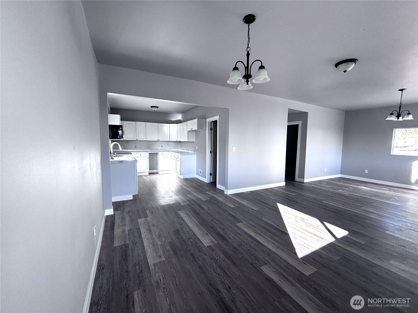 207 North Birch Street Odessa, WA 99159 - Photo 19 of 28 a view of gallery with wooden floor