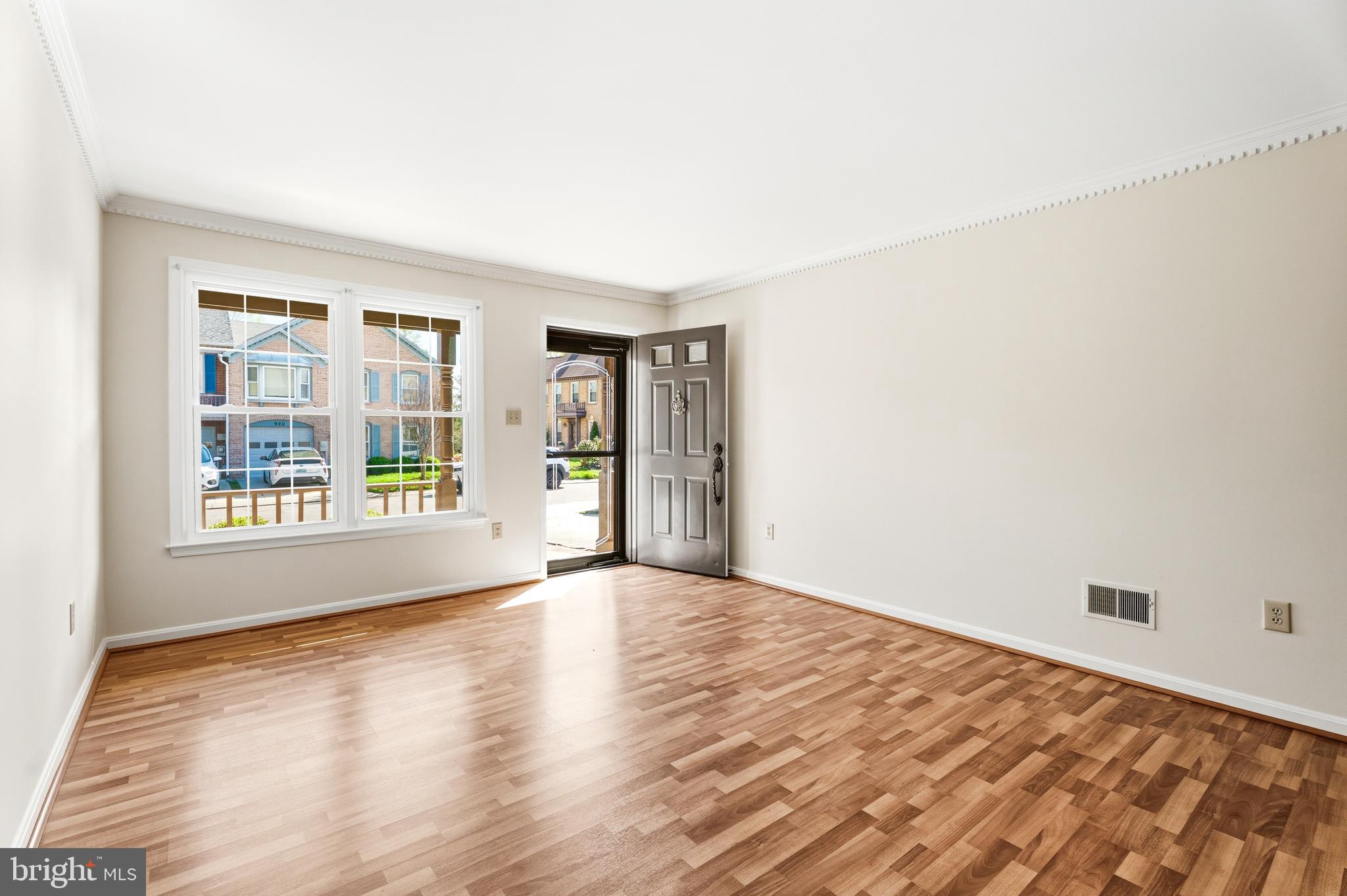 921 Boom Way Annapolis, MD 21401 - Photo 4 of 35