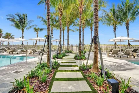 $2,750,000 | 900 North Ocean Boulevard, Unit 1405, Pompano Beach, FL 33062