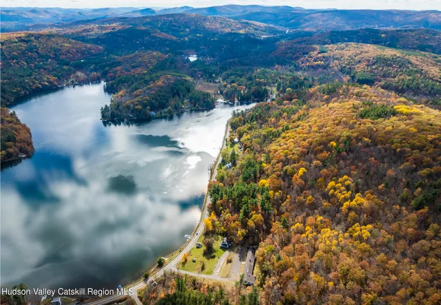 $795,000 | 165 Queechy Lake Drive, Canaan, NY 12029