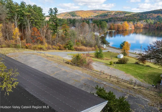 $795,000 | 165 Queechy Lake Drive, Canaan, NY 12029