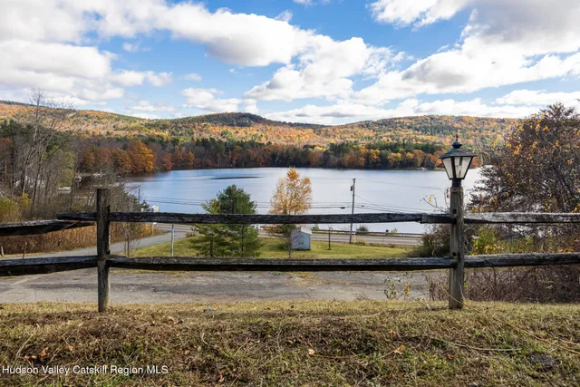 $795,000 | 165 Queechy Lake Drive, Canaan, NY 12029