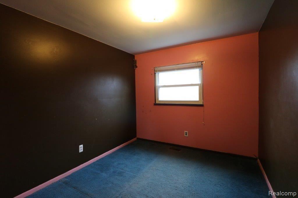 8601 Willits Road Mayville, MI 48744 - Photo 9 of 14 IMG_3404.jpg