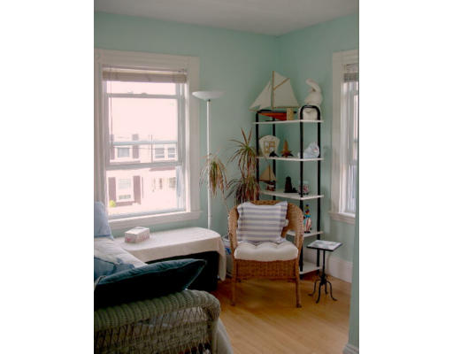 41 Appleton Street Quincy, MA 02171 - Photo 4 of 21 Gallery Image 4