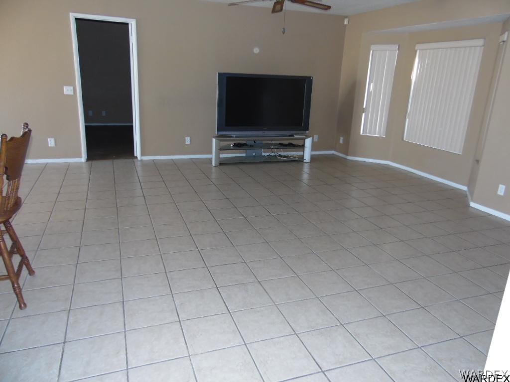 1203 Baseline Road Bullhead City, AZ 86442 - Photo 3 of 27 Gallery Image 3
