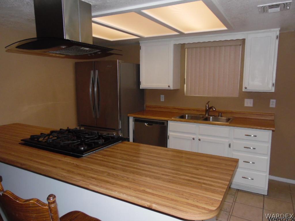 1203 Baseline Road Bullhead City, AZ 86442 - Photo 6 of 27 Gallery Image 6