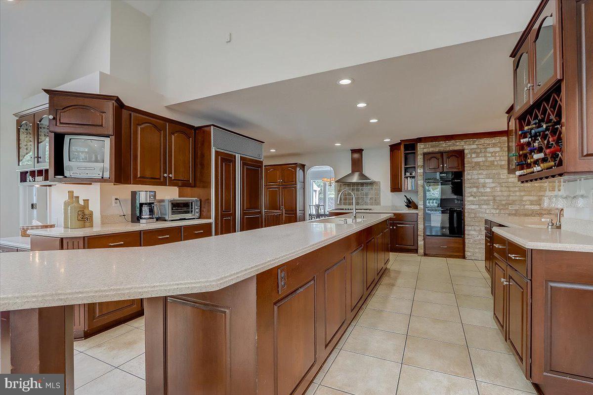 1754 Gablehammer Road Westminster, MD 21157 - Photo 13 of 91 Kitchen w/ Large Kitchen Island