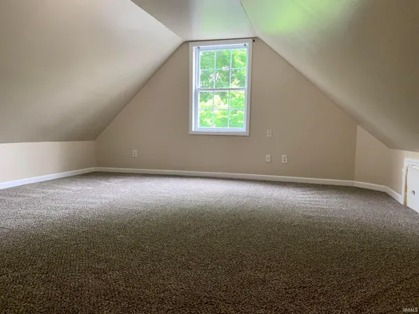 $93,900 | 210 East Maryland Street, Evansville, IN 47711