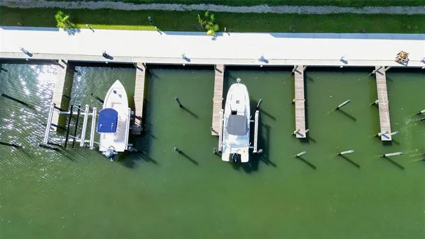 $720,000 | 1703 North Tamiami Trail, Unit 511, Sarasota, FL 34236