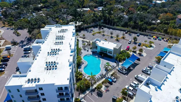 $720,000 | 1703 North Tamiami Trail, Unit 511, Sarasota, FL 34236