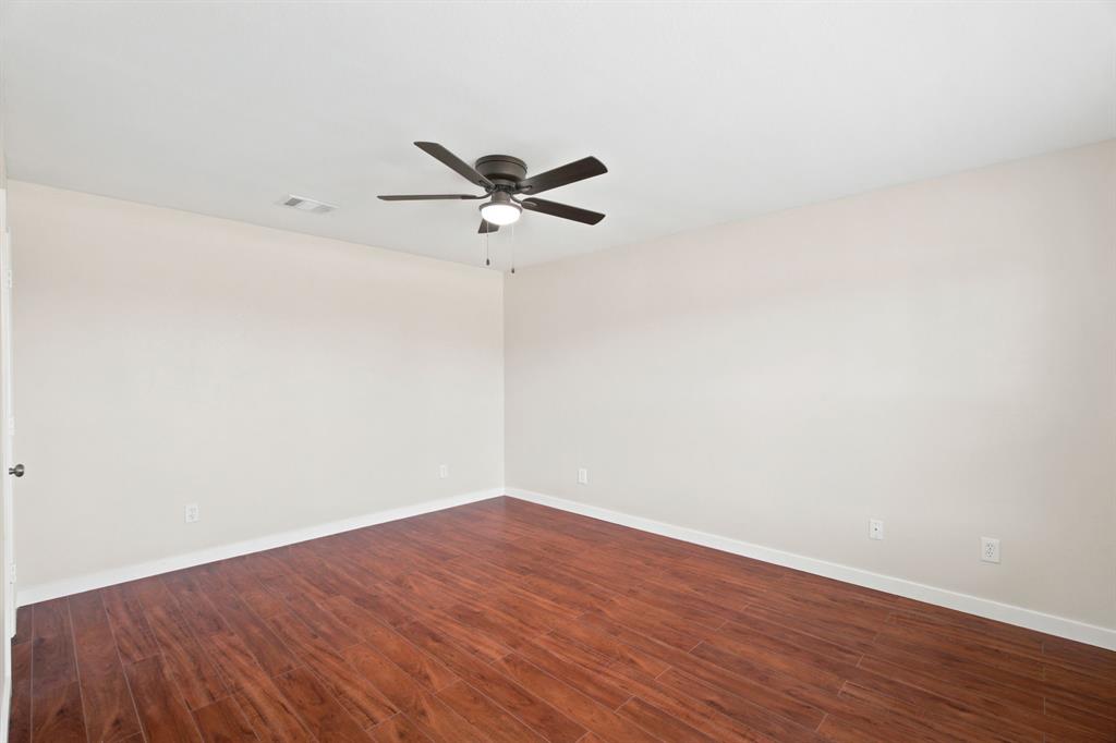 8475 Widgeon Way Dallas, TX 75249 - Photo 24 of 38