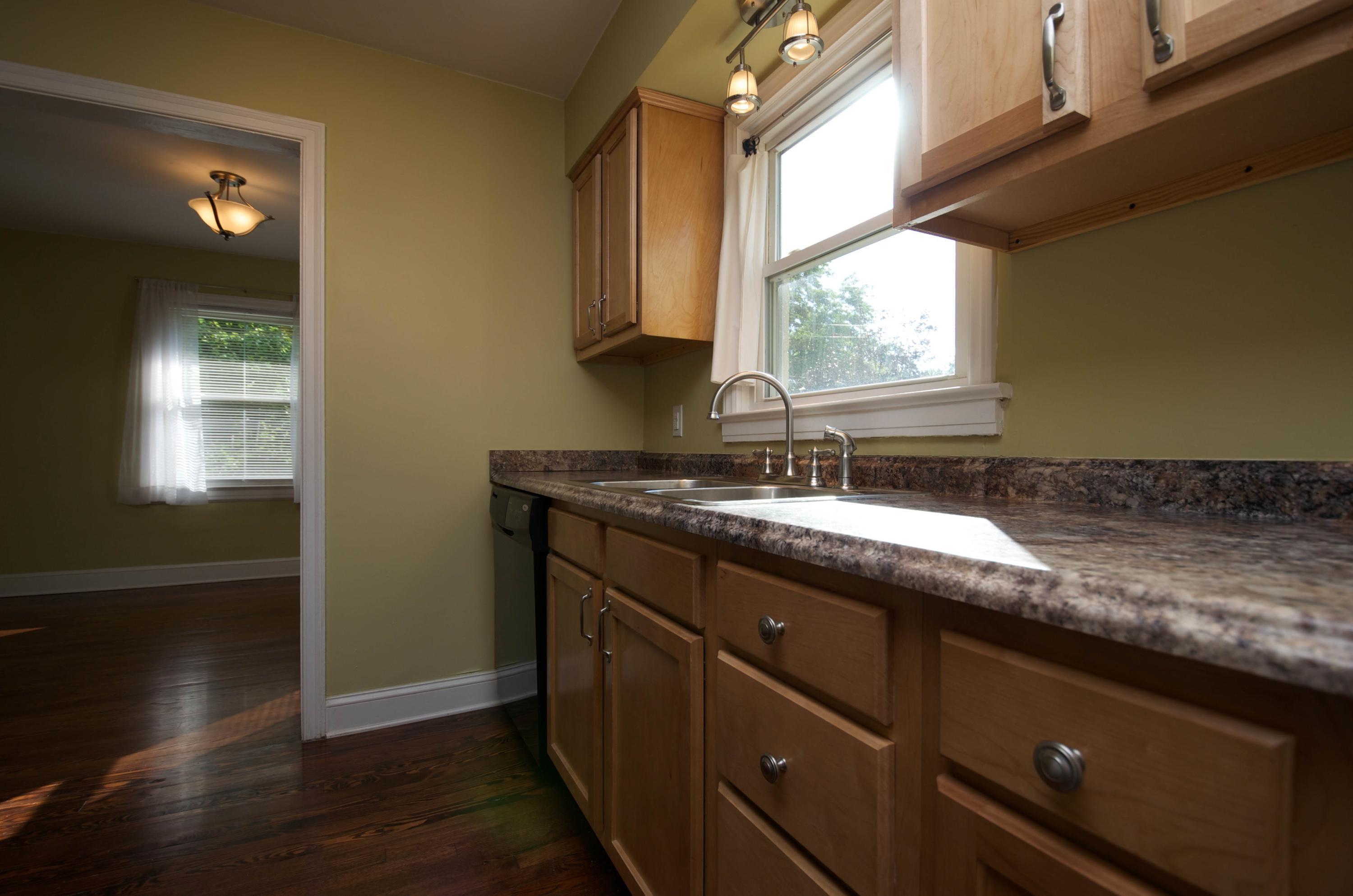 1932 Meadowbrook Road Northwest Roanoke, VA 24017 - Photo 20 of 43 Kitchen