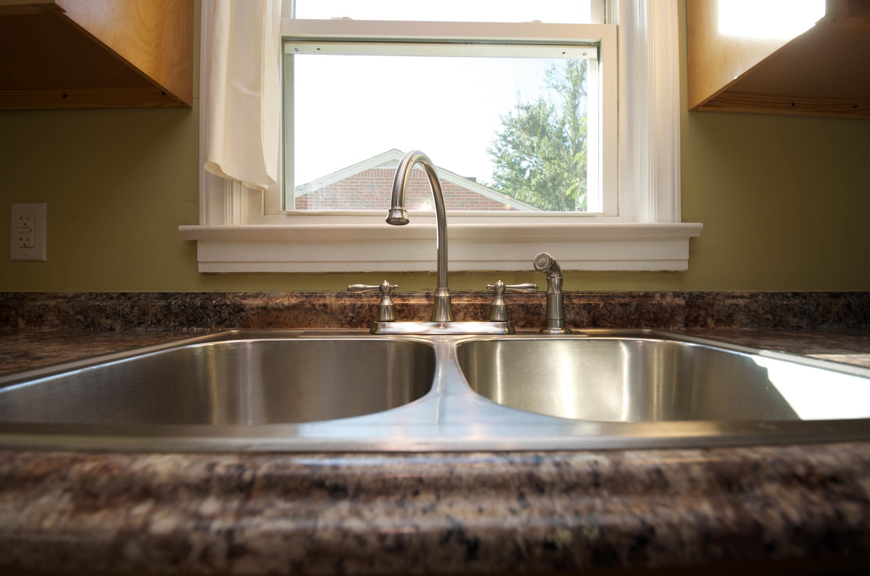 1932 Meadowbrook Road Northwest Roanoke, VA 24017 - Photo 21 of 43 Kitchen