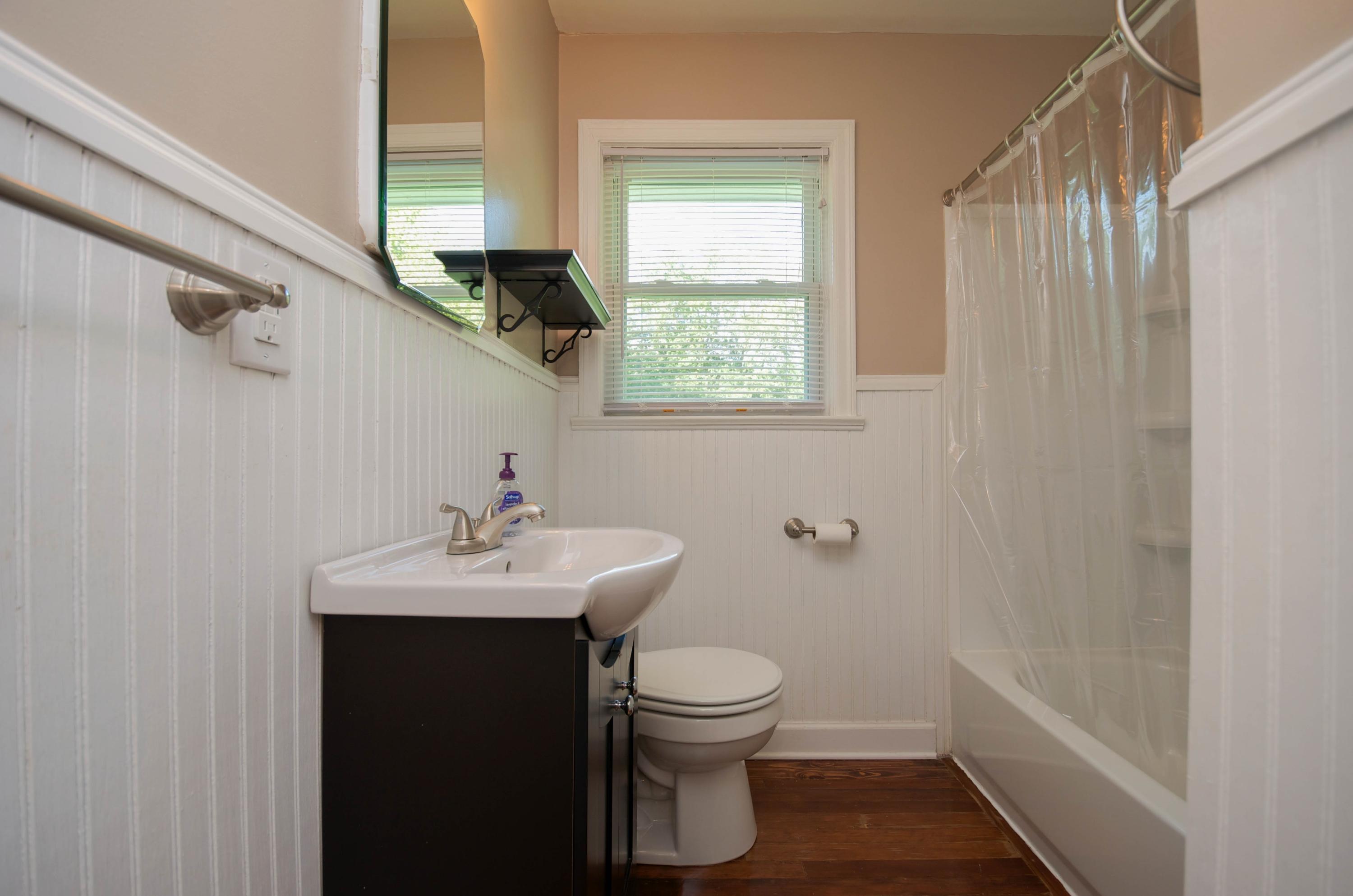 1932 Meadowbrook Road Northwest Roanoke, VA 24017 - Photo 26 of 43 Bathroom