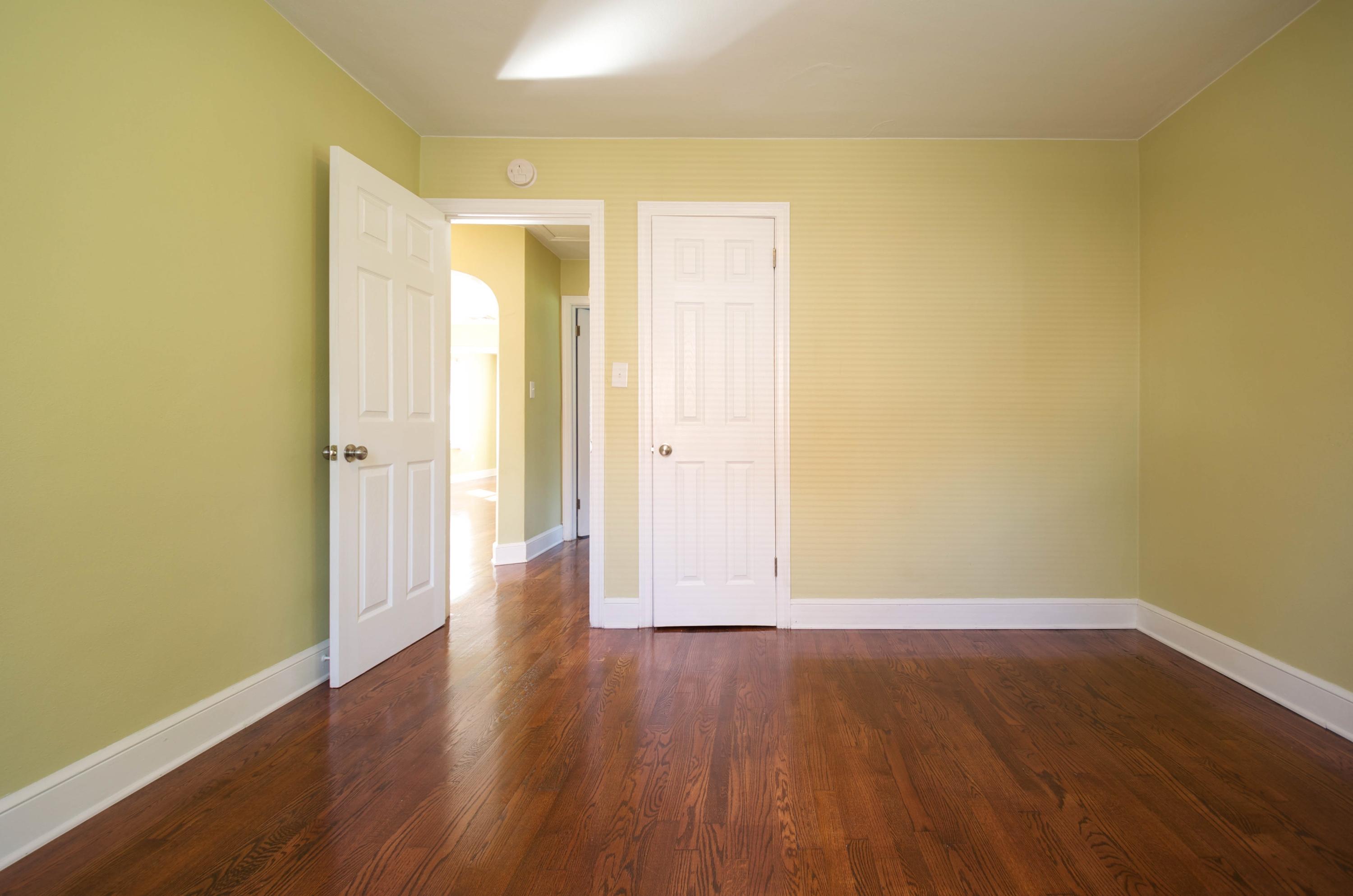 1932 Meadowbrook Road Northwest Roanoke, VA 24017 - Photo 33 of 43 Bedroom 2