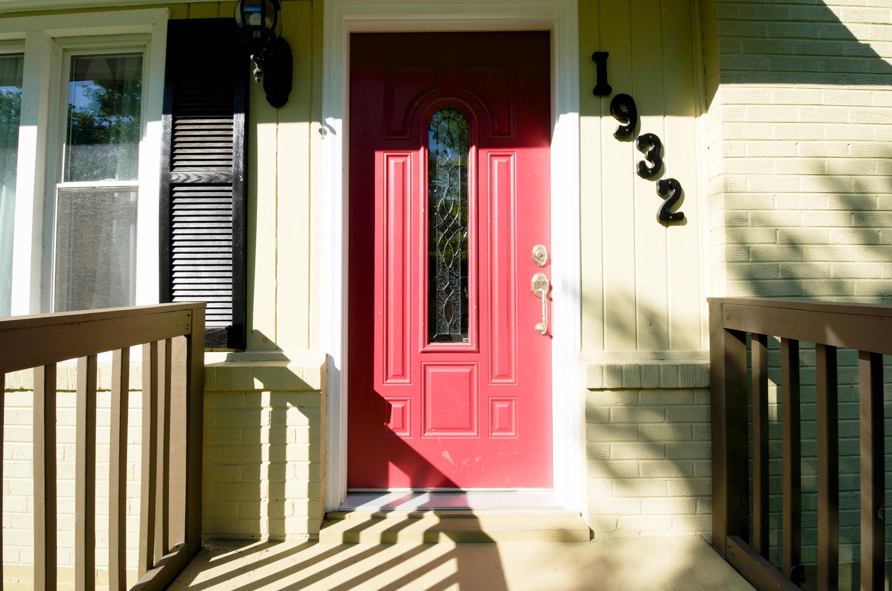 1932 Meadowbrook Road Northwest Roanoke, VA 24017 - Photo 41 of 43 Front of House