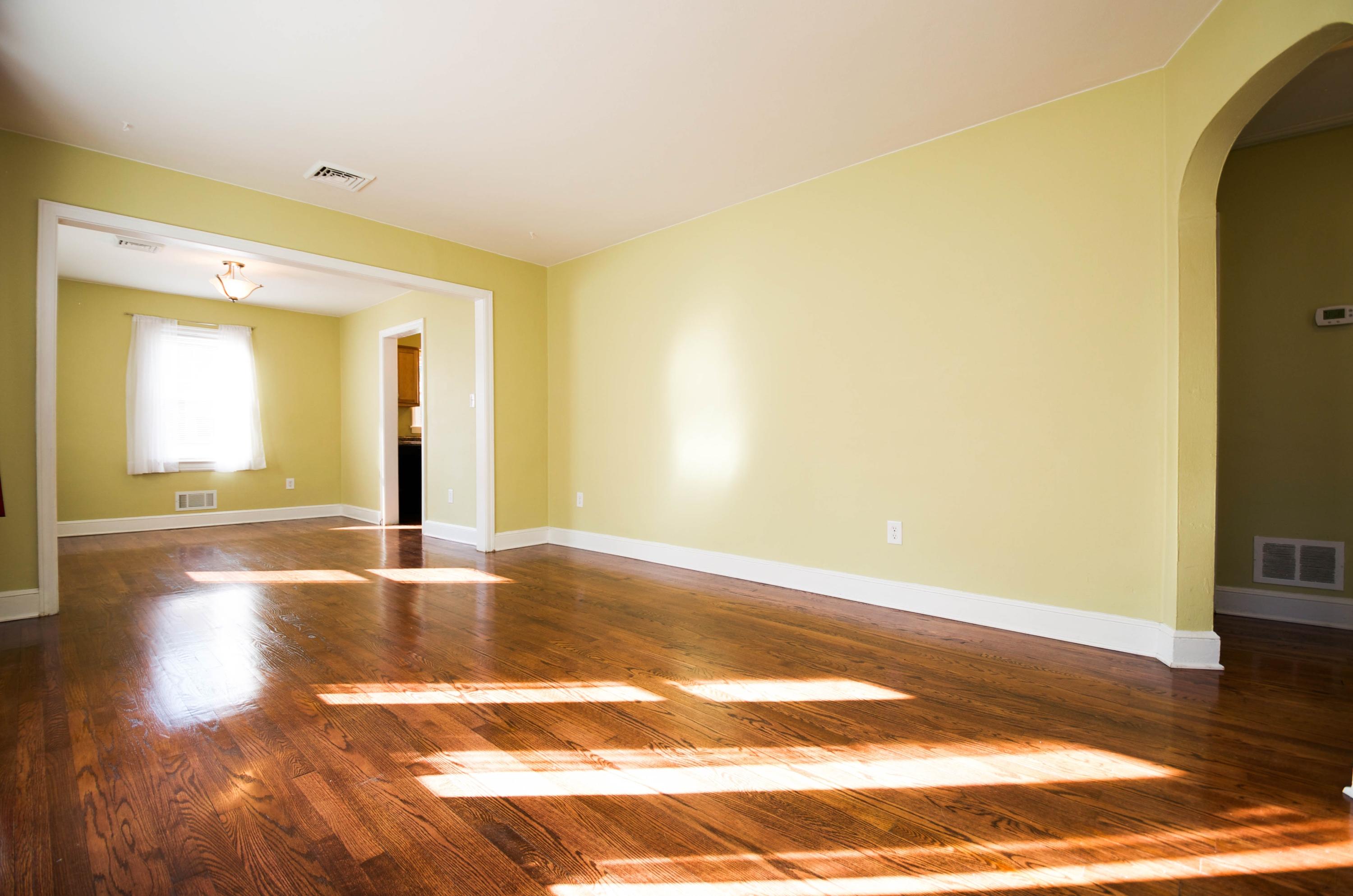 1932 Meadowbrook Road Northwest Roanoke, VA 24017 - Photo 7 of 43 Living Room