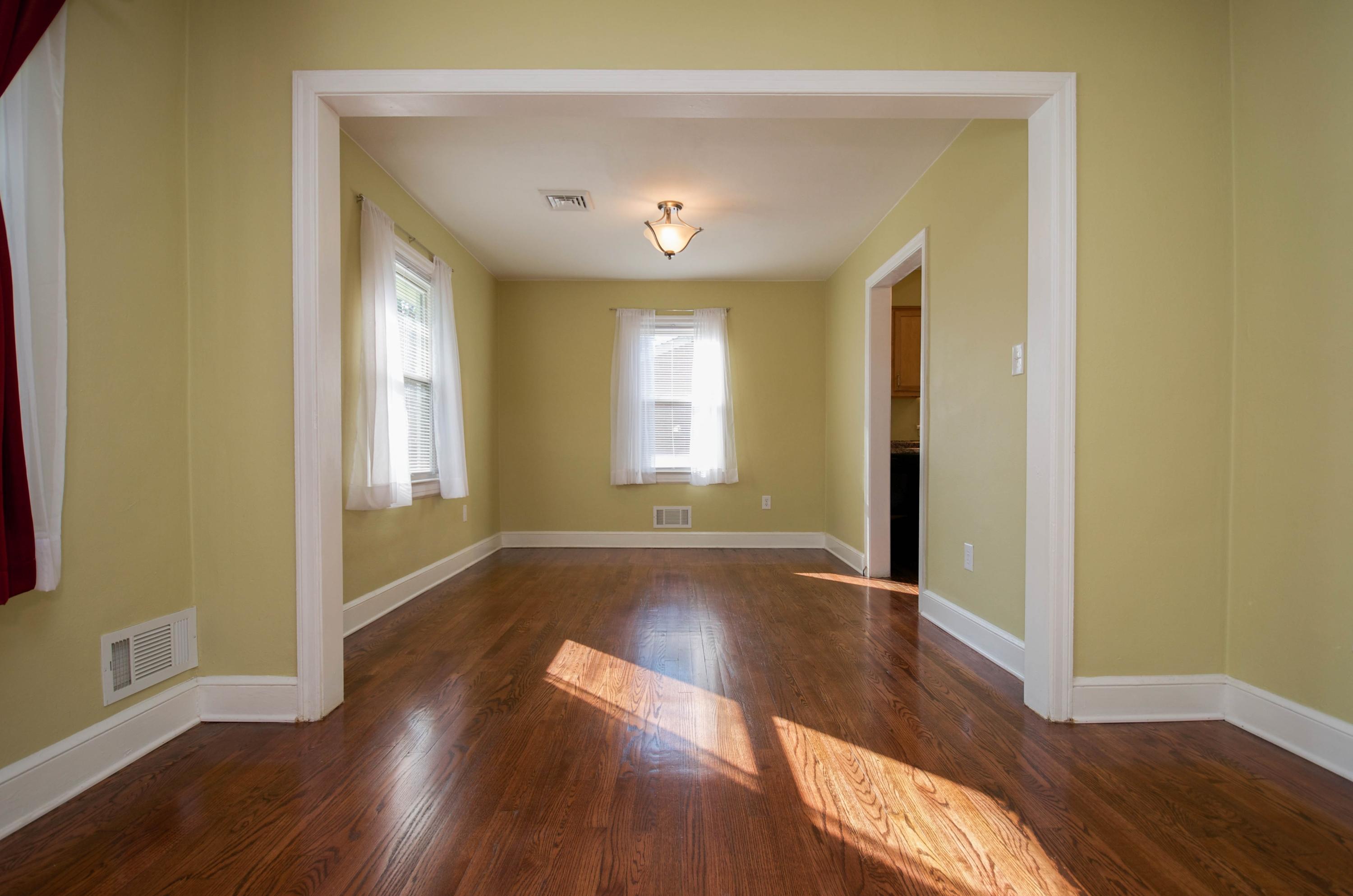 1932 Meadowbrook Road Northwest Roanoke, VA 24017 - Photo 8 of 43 Dining Room