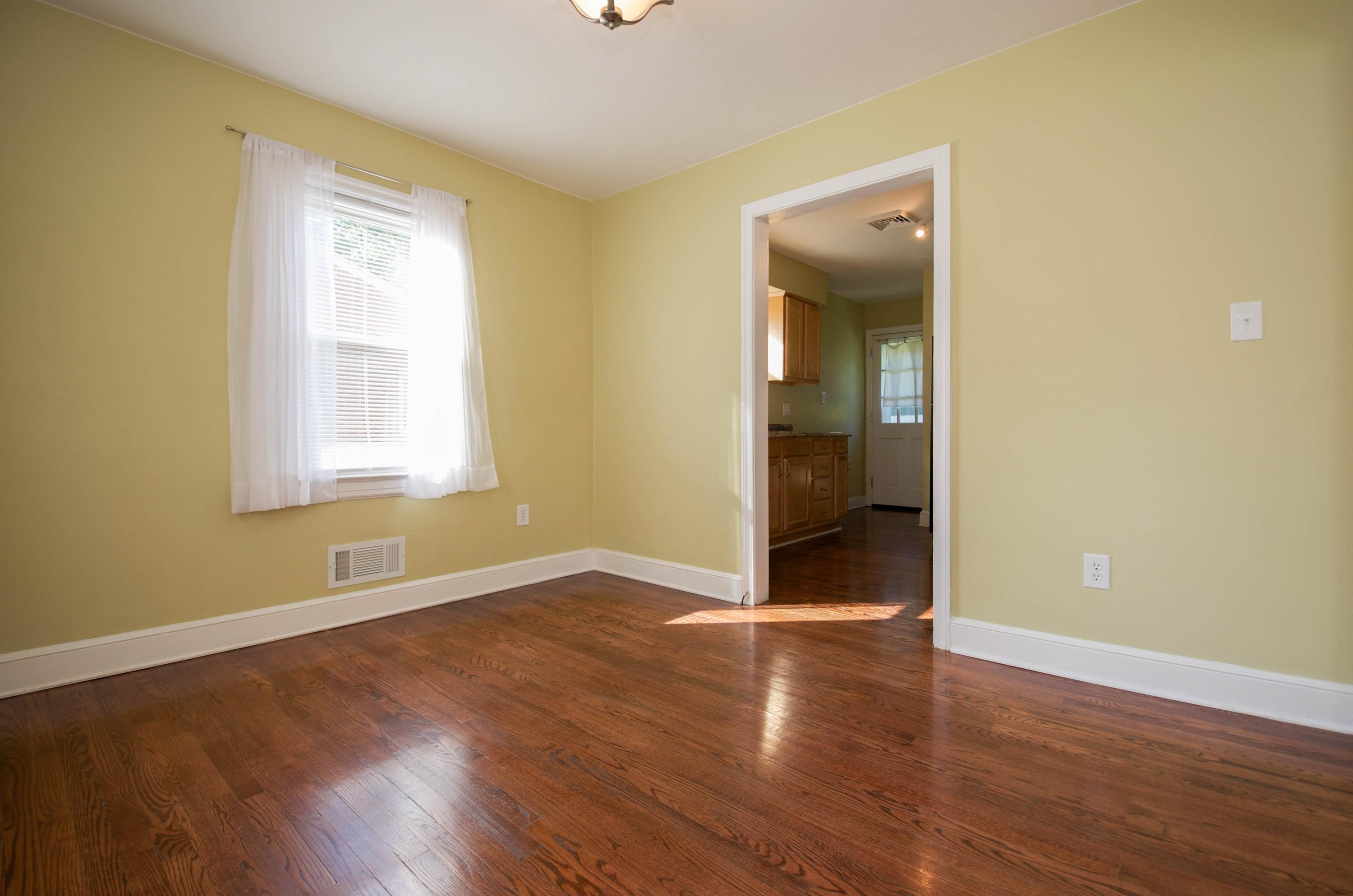 1932 Meadowbrook Road Northwest Roanoke, VA 24017 - Photo 10 of 43 Dining Room
