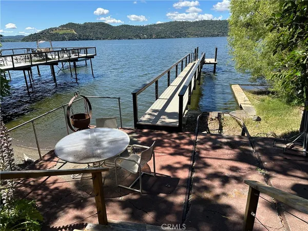 $333,000 | 13411 Lakeshore Drive, Clearlake, CA 95422