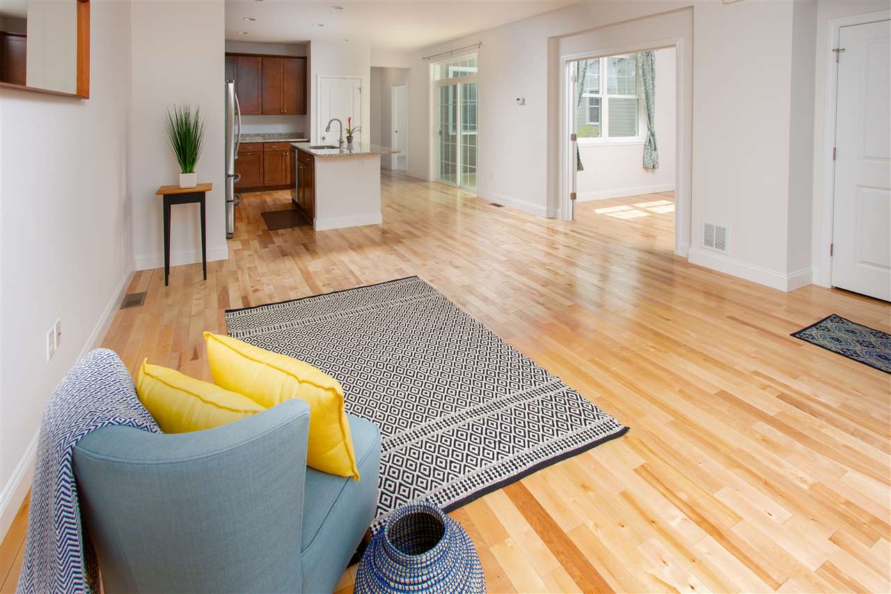 332 Zephyr Road Williston, VT 05495 - Photo 4 of 25 Gallery Image 4