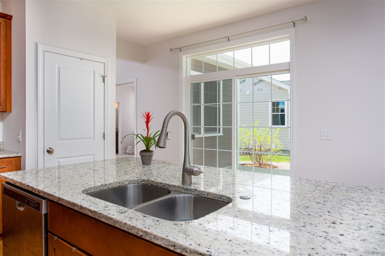 332 Zephyr Road Williston, VT 05495 - Photo 6 of 25 Gallery Image 6