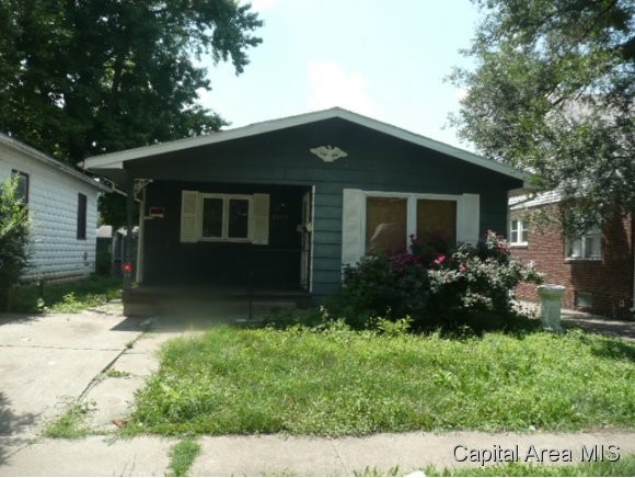 2245 South 12th Street Springfield, IL 62703 - Photo 1 of 8