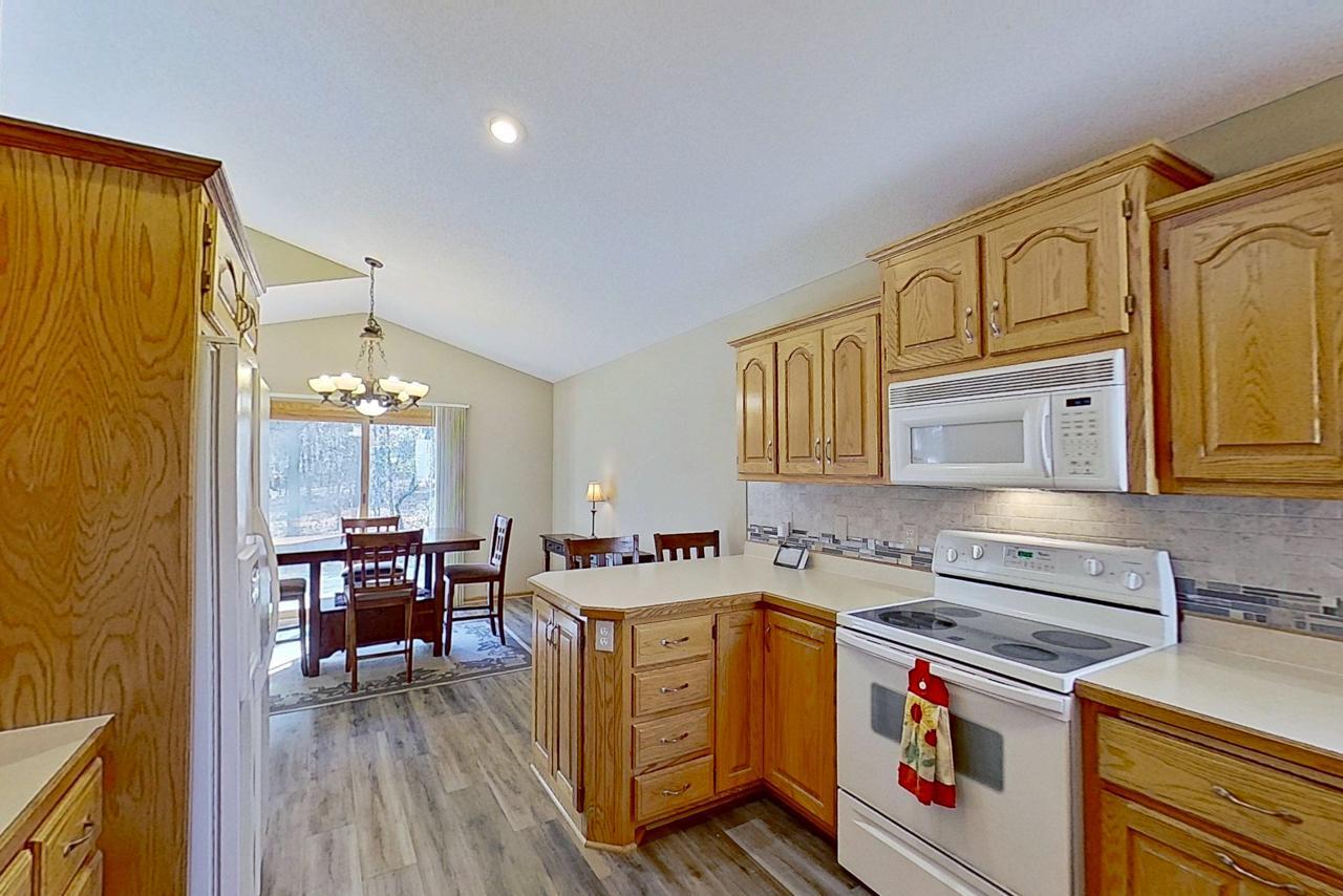 82 141st Lane Andover, MN 55304 - Photo 17 of 38