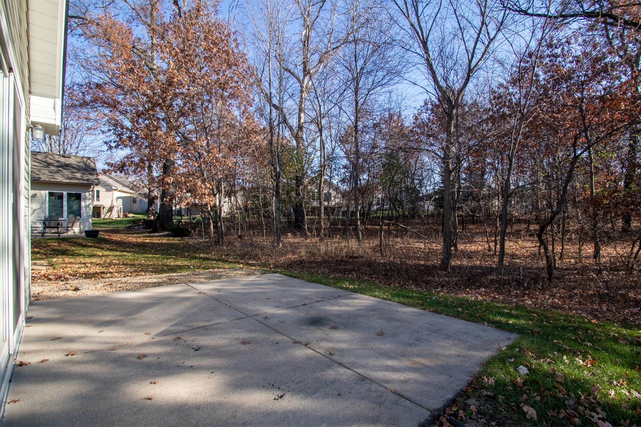 82 141st Lane Andover, MN 55304 - Photo 7 of 38