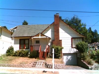 808 Southwest 4th Place Renton, WA 98057 - Photo 1 of 1