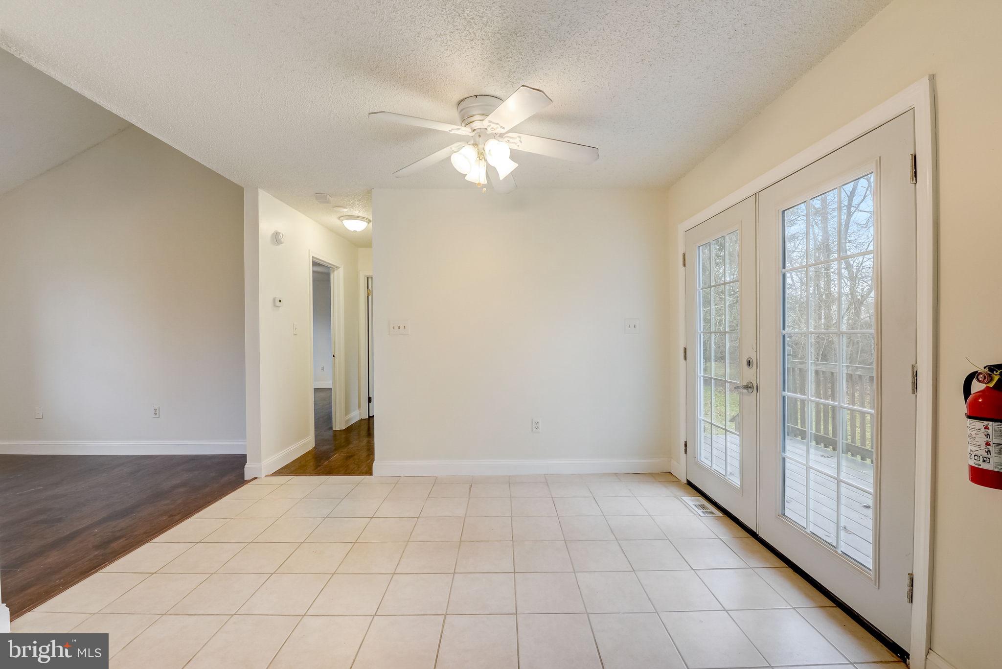 283 Magnolia Road Vineland, NJ 08360 - Photo 13 of 57 Unit B - Dining Area