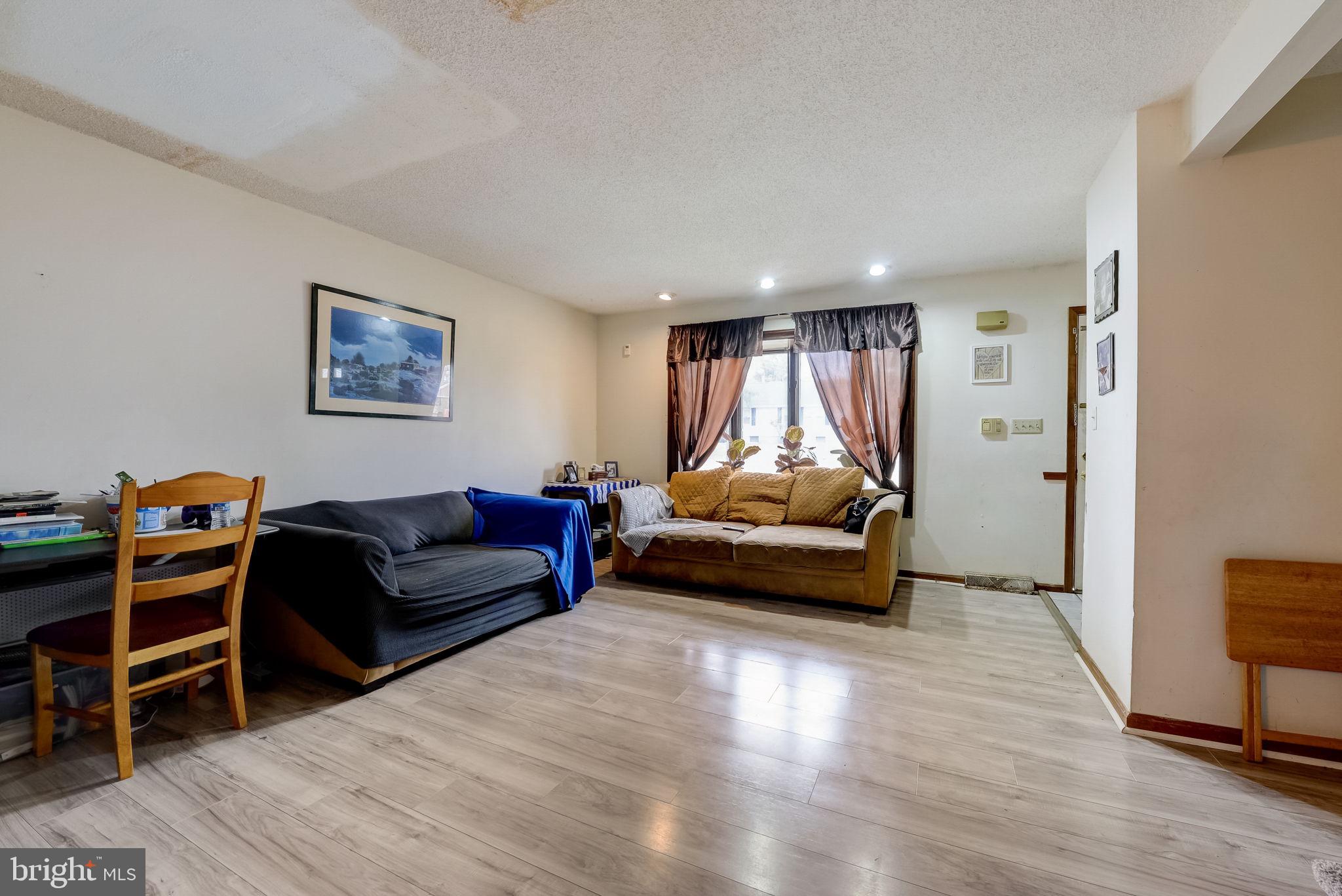 283 Magnolia Road Vineland, NJ 08360 - Photo 32 of 57 Unit A - Living Room
