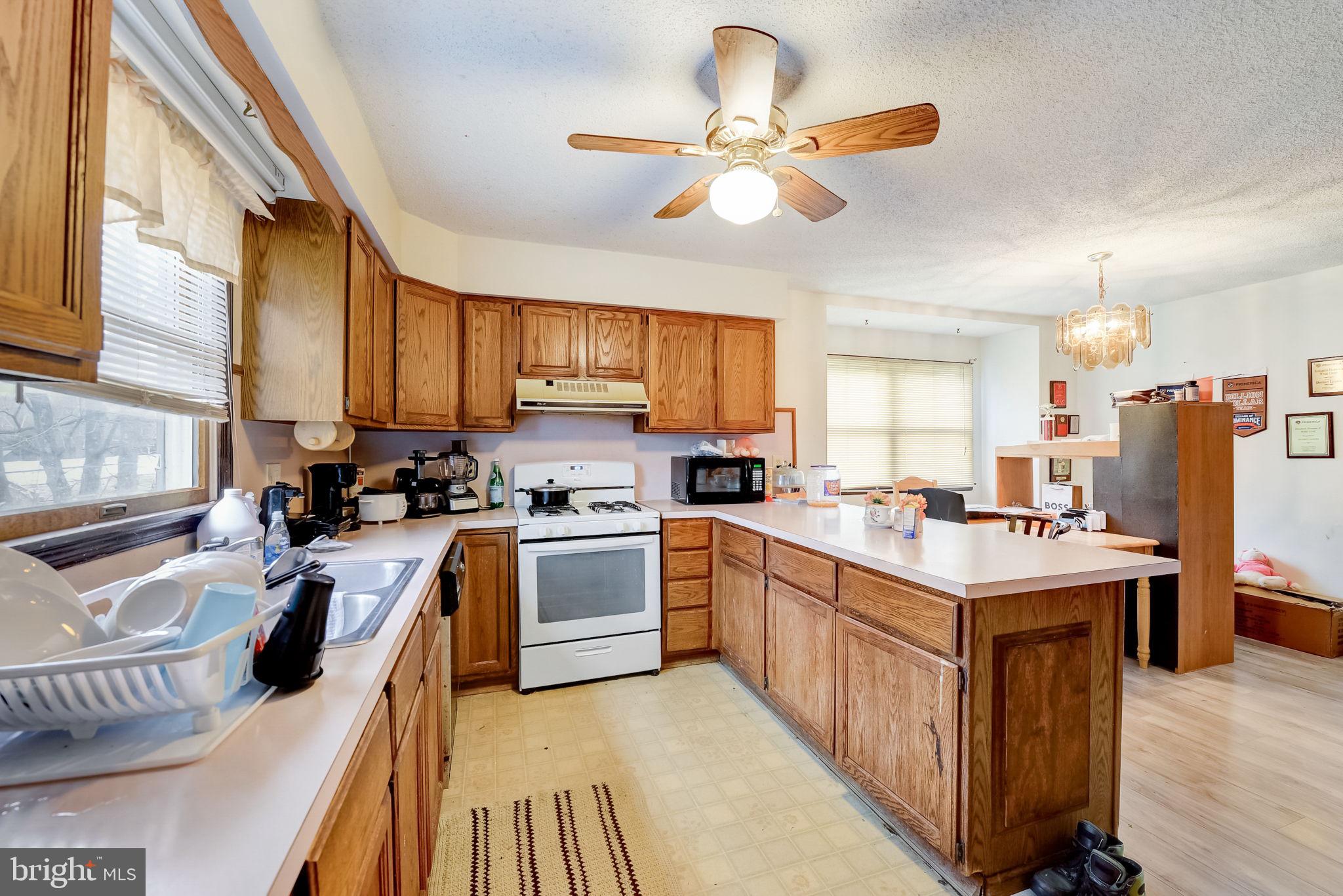 283 Magnolia Road Vineland, NJ 08360 - Photo 39 of 57 Unit A - Kitchen