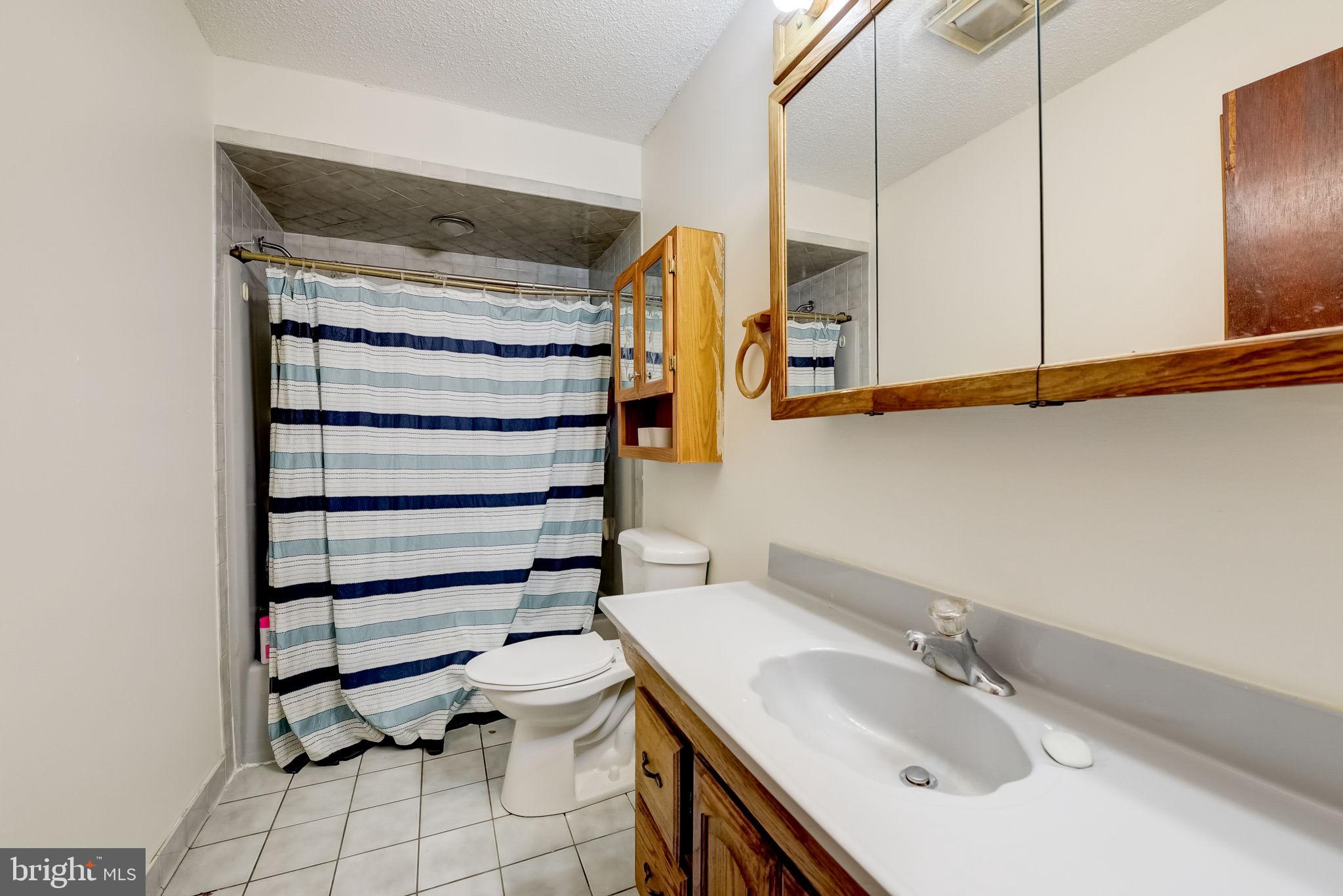 283 Magnolia Road Vineland, NJ 08360 - Photo 42 of 57 Unit A - 2nd Floor Full Bathroom