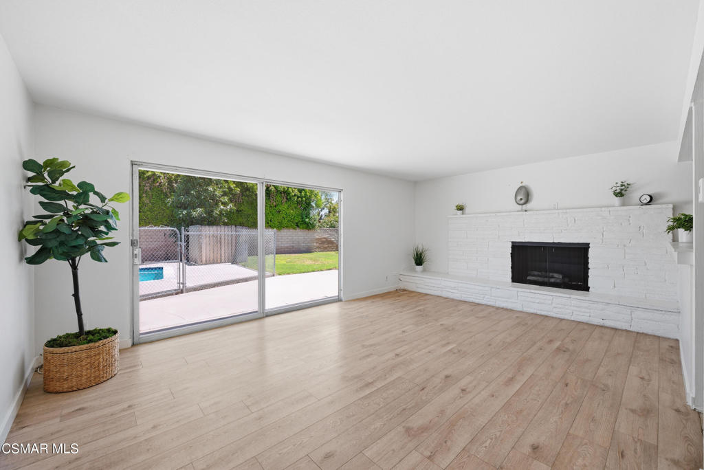 1870 Burch Avenue Simi Valley, CA 93063 - Photo 3 of 23
