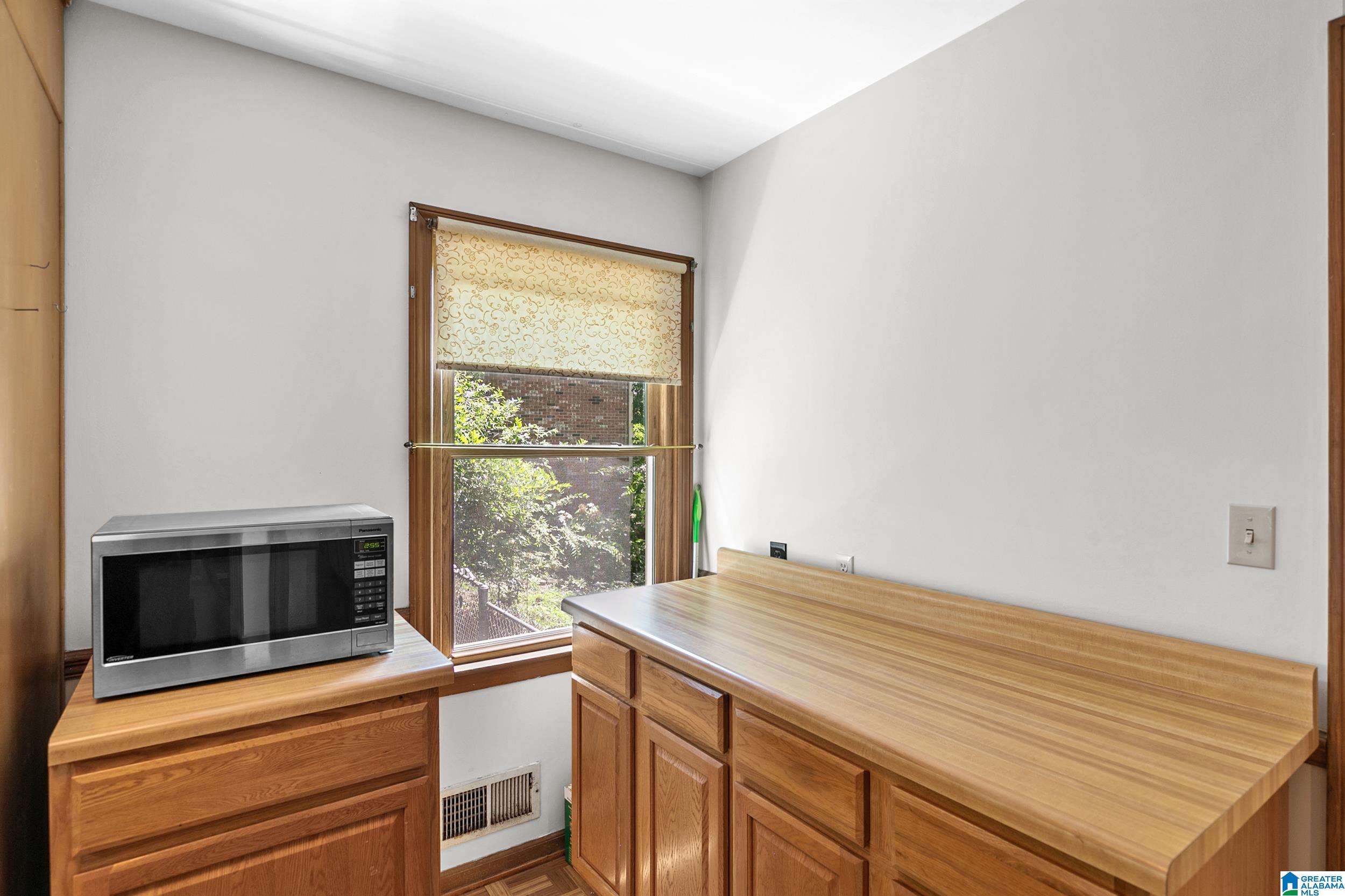 608 Stonehaven Road Birmingham, AL 35226 - Photo 12 of 31