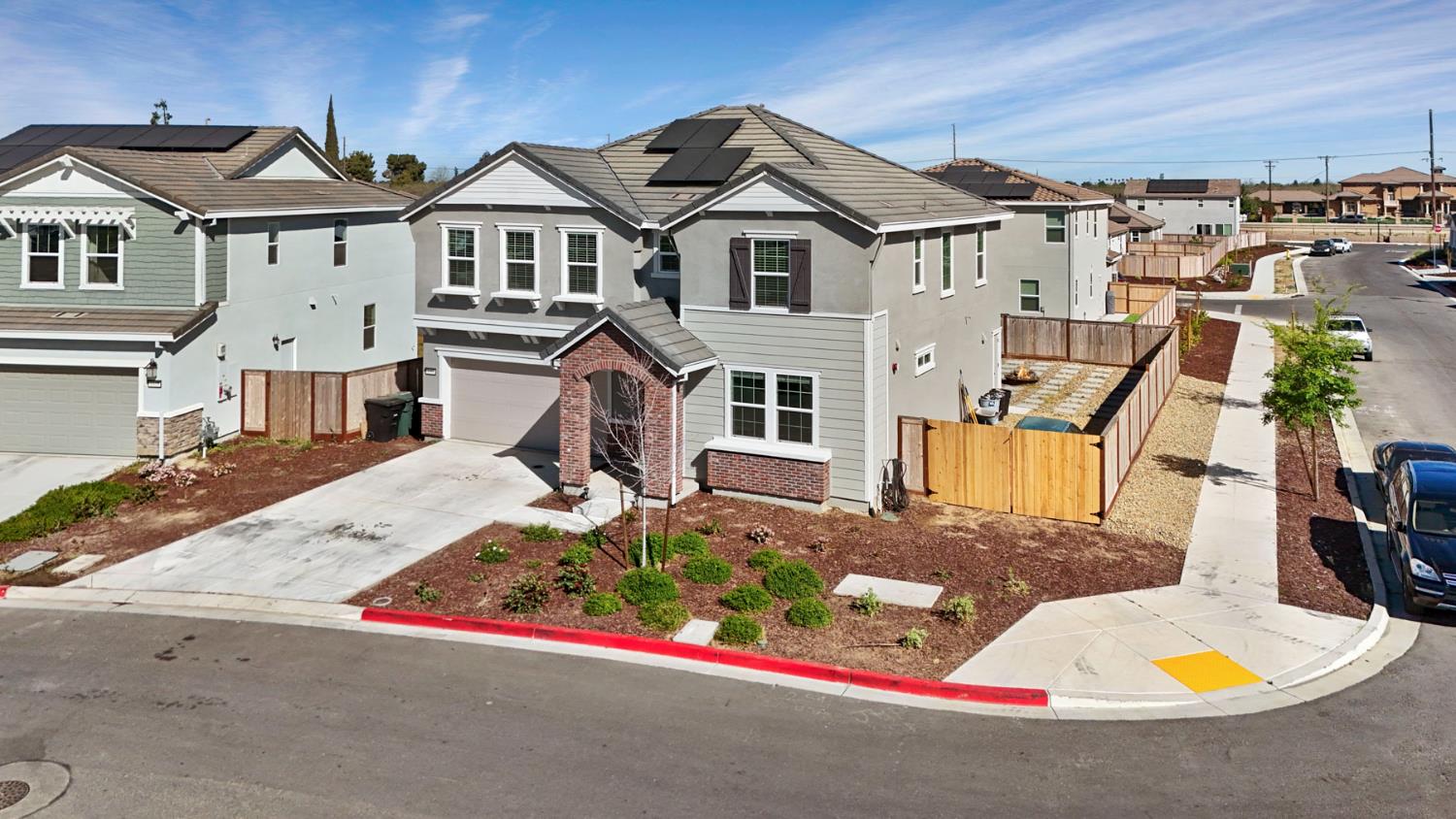 1601 Redhaven Place Hughson, CA 95326 - Photo 2 of 39