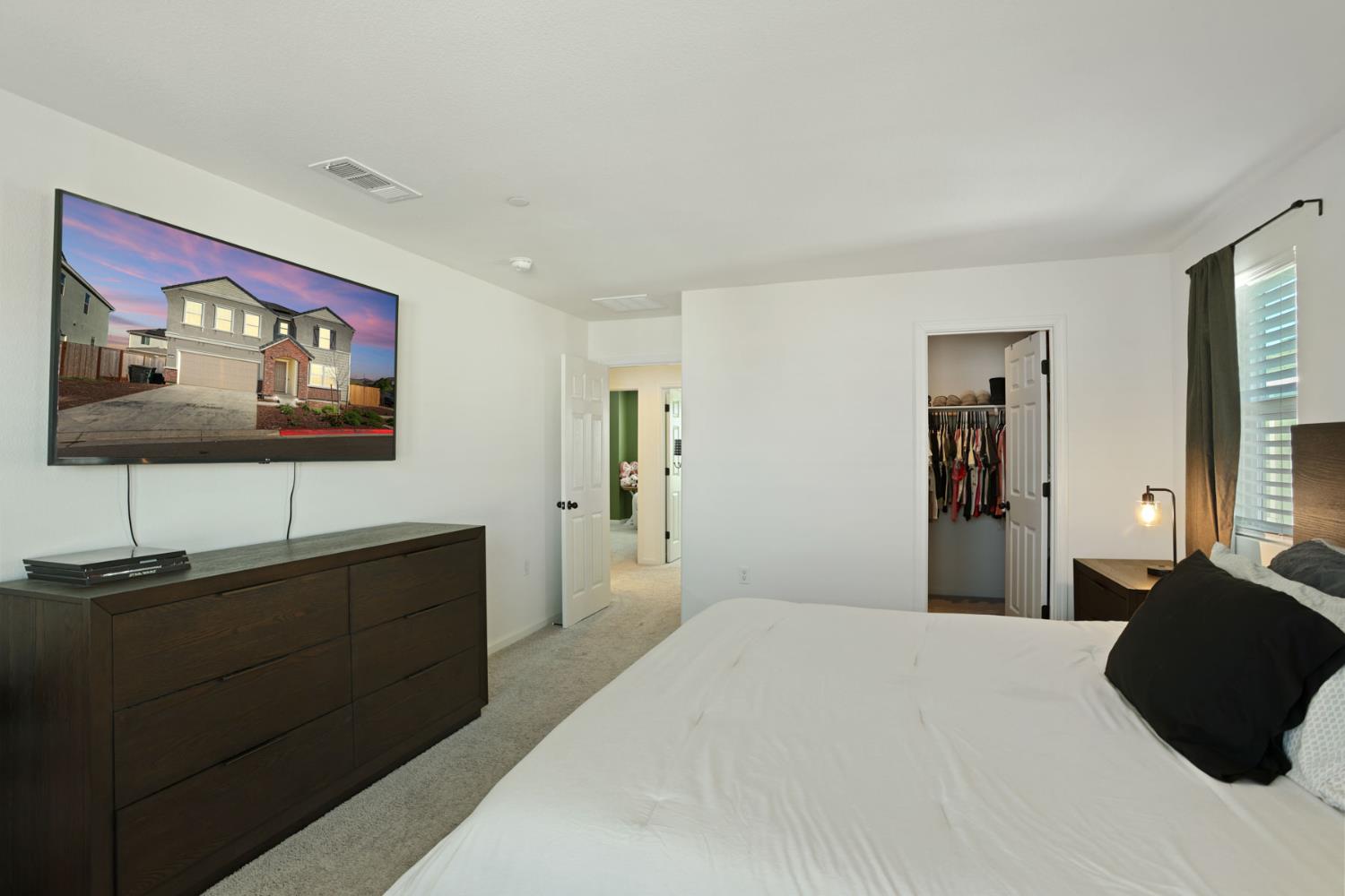 1601 Redhaven Place Hughson, CA 95326 - Photo 29 of 39