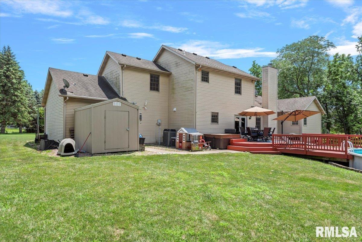 345 Country Towne Road Springfield, IL 62712 - Photo 44 of 54