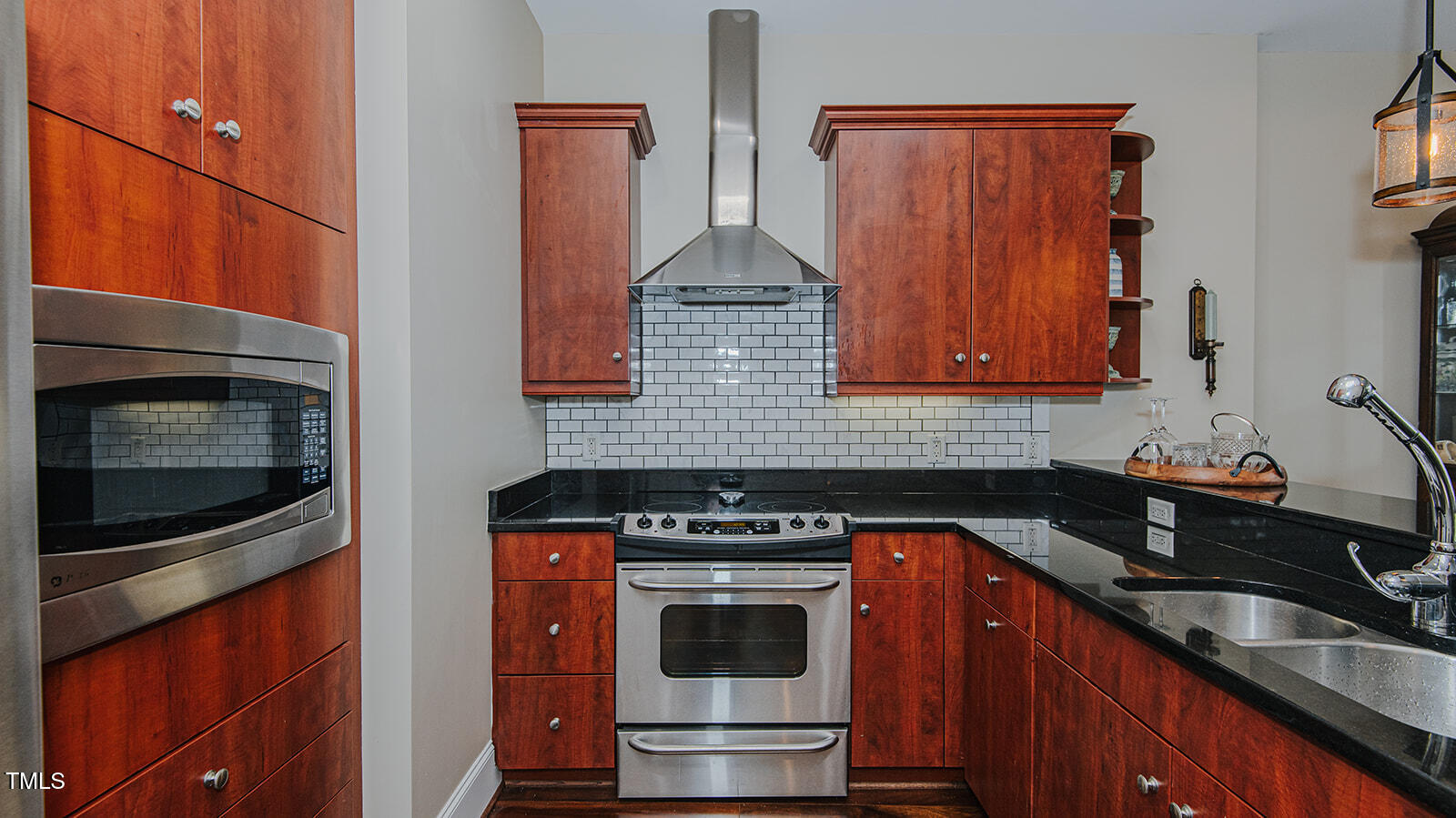 400 West North Street, Unit 820 Raleigh, NC 27603 - Photo 13 of 36 _MGP8802-HDR