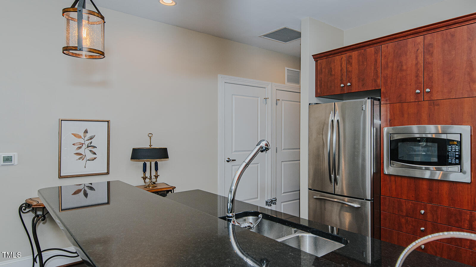 400 West North Street, Unit 820 Raleigh, NC 27603 - Photo 17 of 36 _MGP8820-HDR